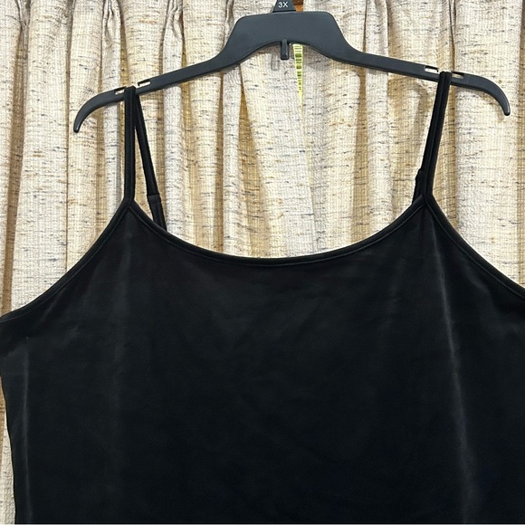 Torrid Sleep Velour Sleeveless Lounge Cami Tank Top - 5X - Picture 2 of 9